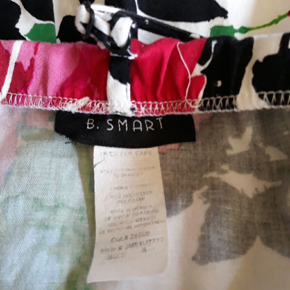 B. Smart Floral Dress Size 4 Multicolored - Picture 3 of 3